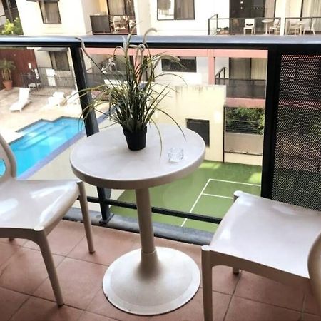 City & Lakeside With Free Parking, Pool And 10 Mins Walk Into The City Perth Bagian luar foto